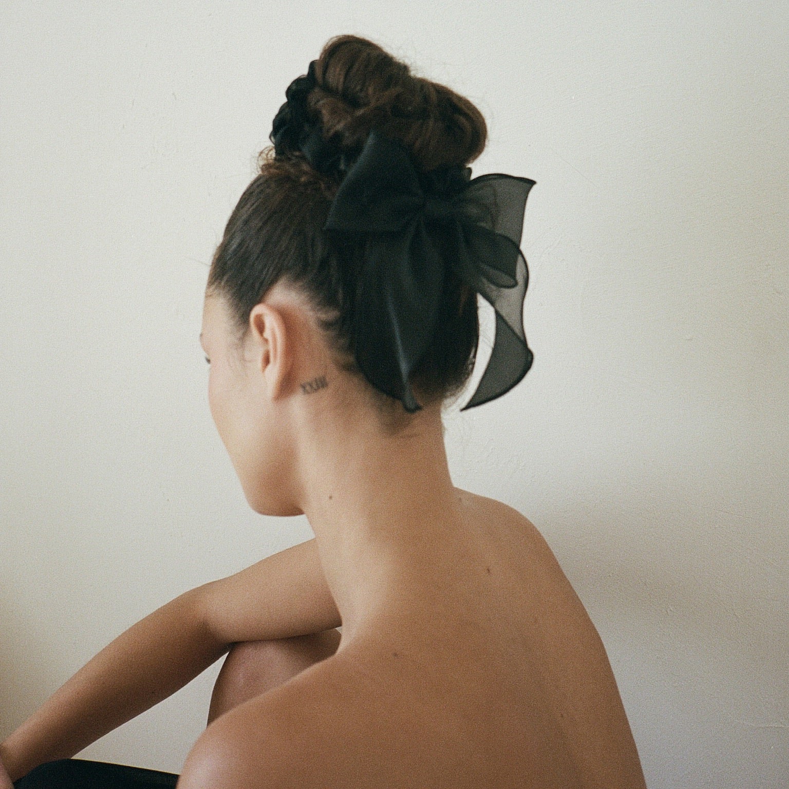 Bow Barrette in Dusk - Image 2